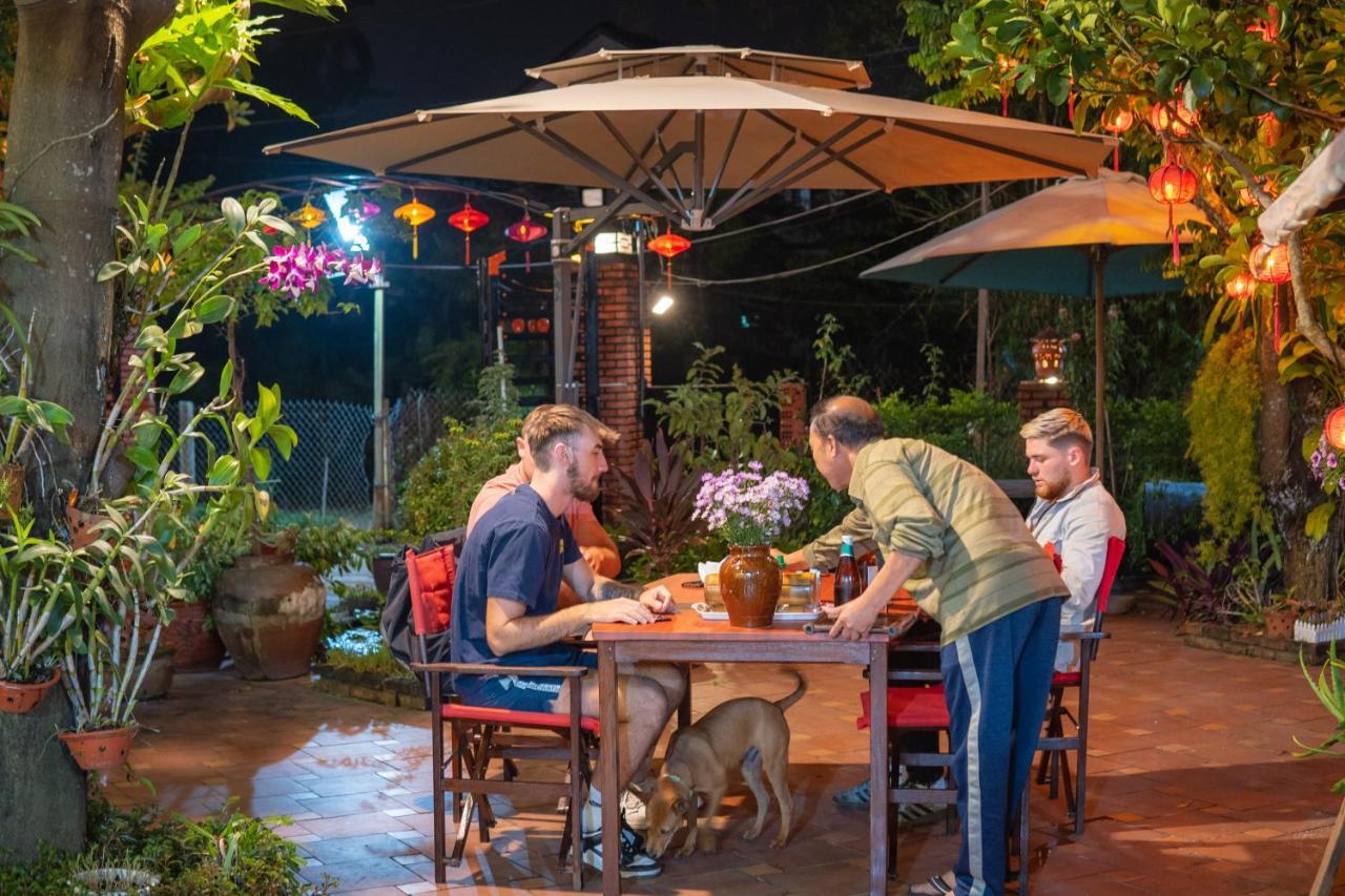 Strawberry Garden Homestay ฮอยอัน ภายนอก รูปภาพ
