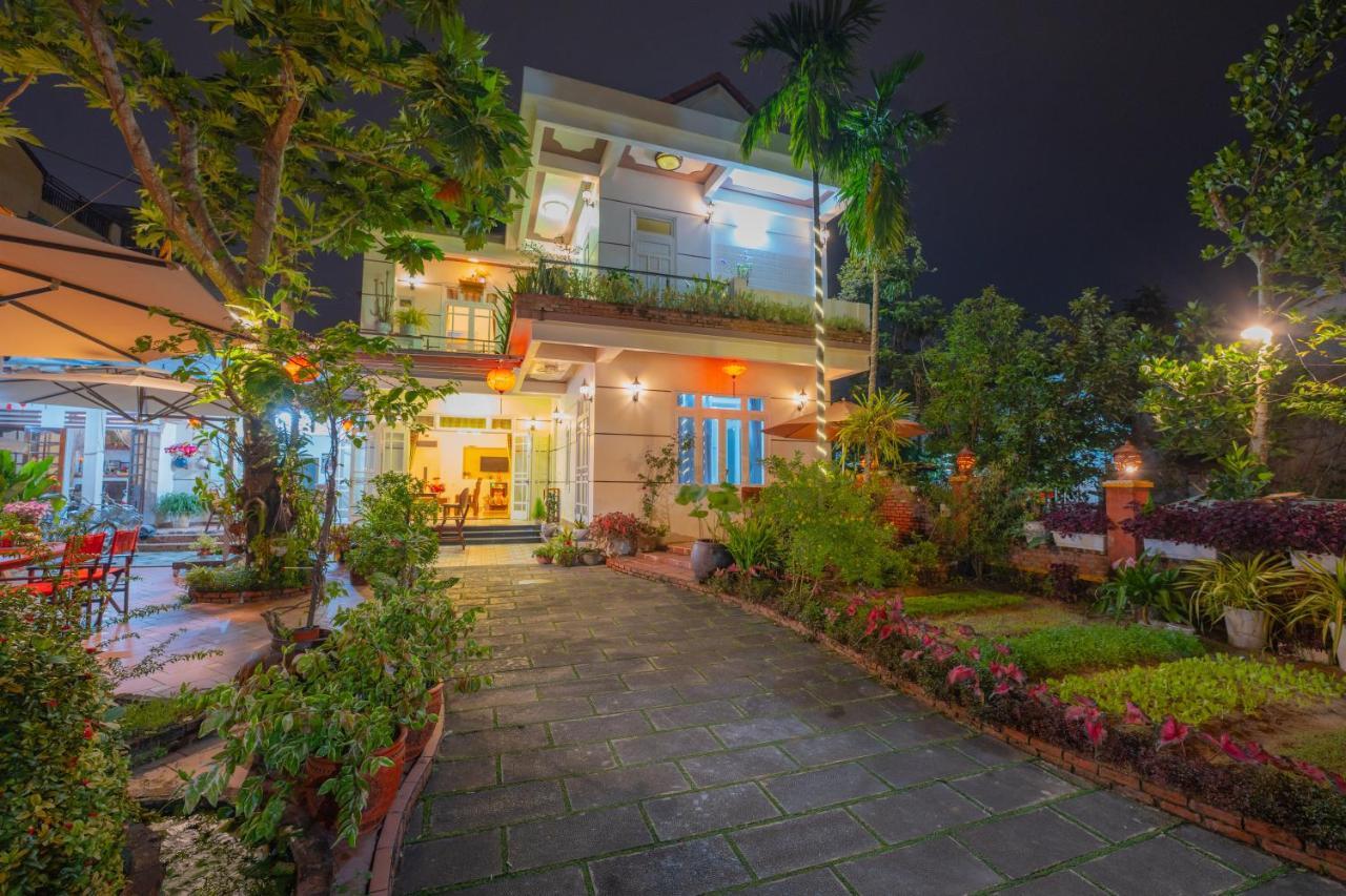 Strawberry Garden Homestay ฮอยอัน ภายนอก รูปภาพ