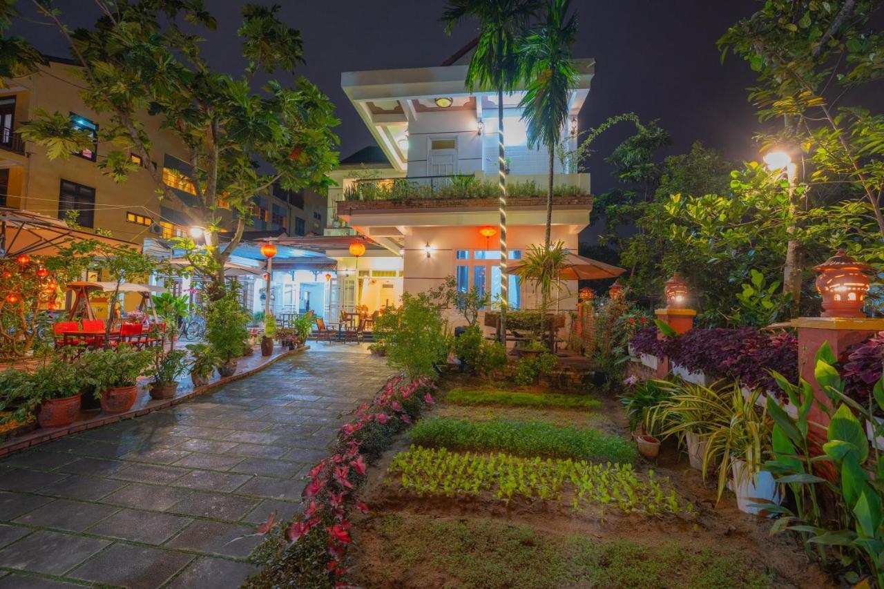 Strawberry Garden Homestay ฮอยอัน ภายนอก รูปภาพ
