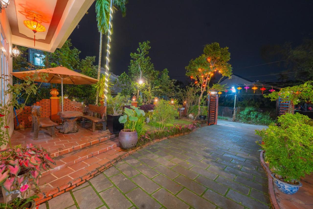 Strawberry Garden Homestay ฮอยอัน ภายนอก รูปภาพ