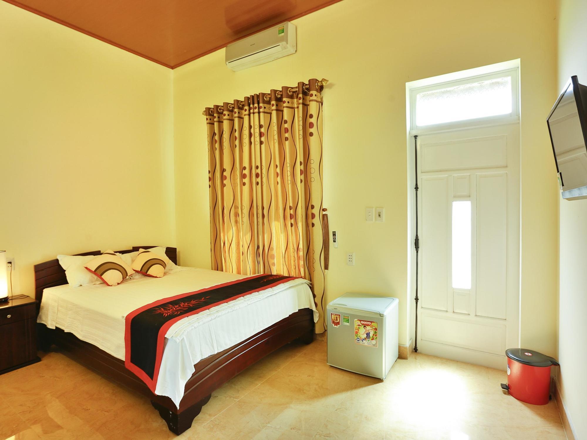 Strawberry Garden Homestay ฮอยอัน ภายนอก รูปภาพ
