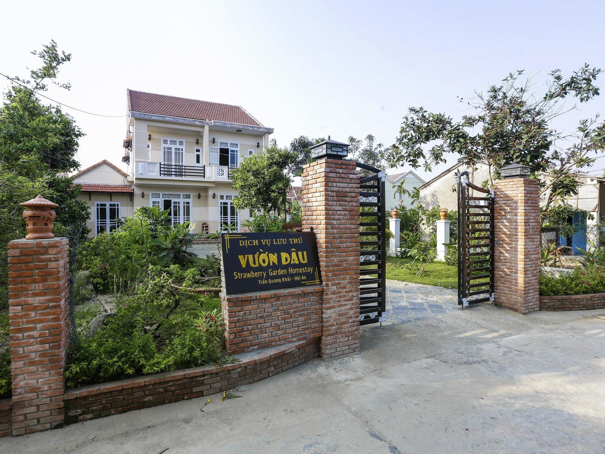 Strawberry Garden Homestay ฮอยอัน ภายนอก รูปภาพ