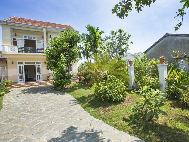 Strawberry Garden Homestay ฮอยอัน ภายนอก รูปภาพ